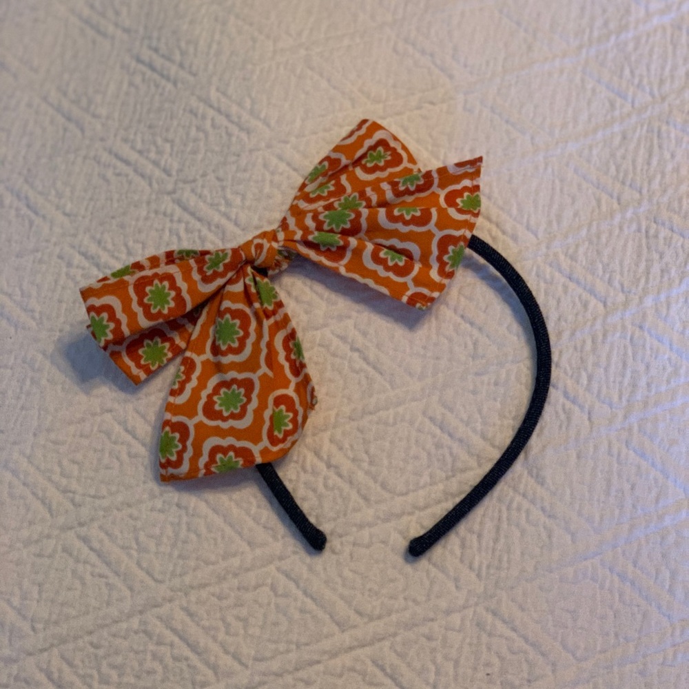 Girl’s Eleanor Rose Fall Headband with Bow in EUC